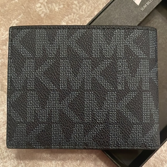 Brand New Michael Kors Admiral Blue Logo Slim Billfold Jet Set Men's Wallet - Picture 4 of 16